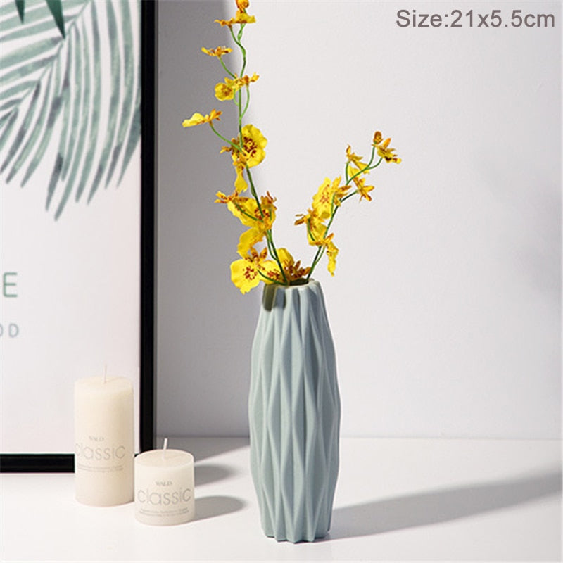 Modern Flower Vase Plastic Bouquet